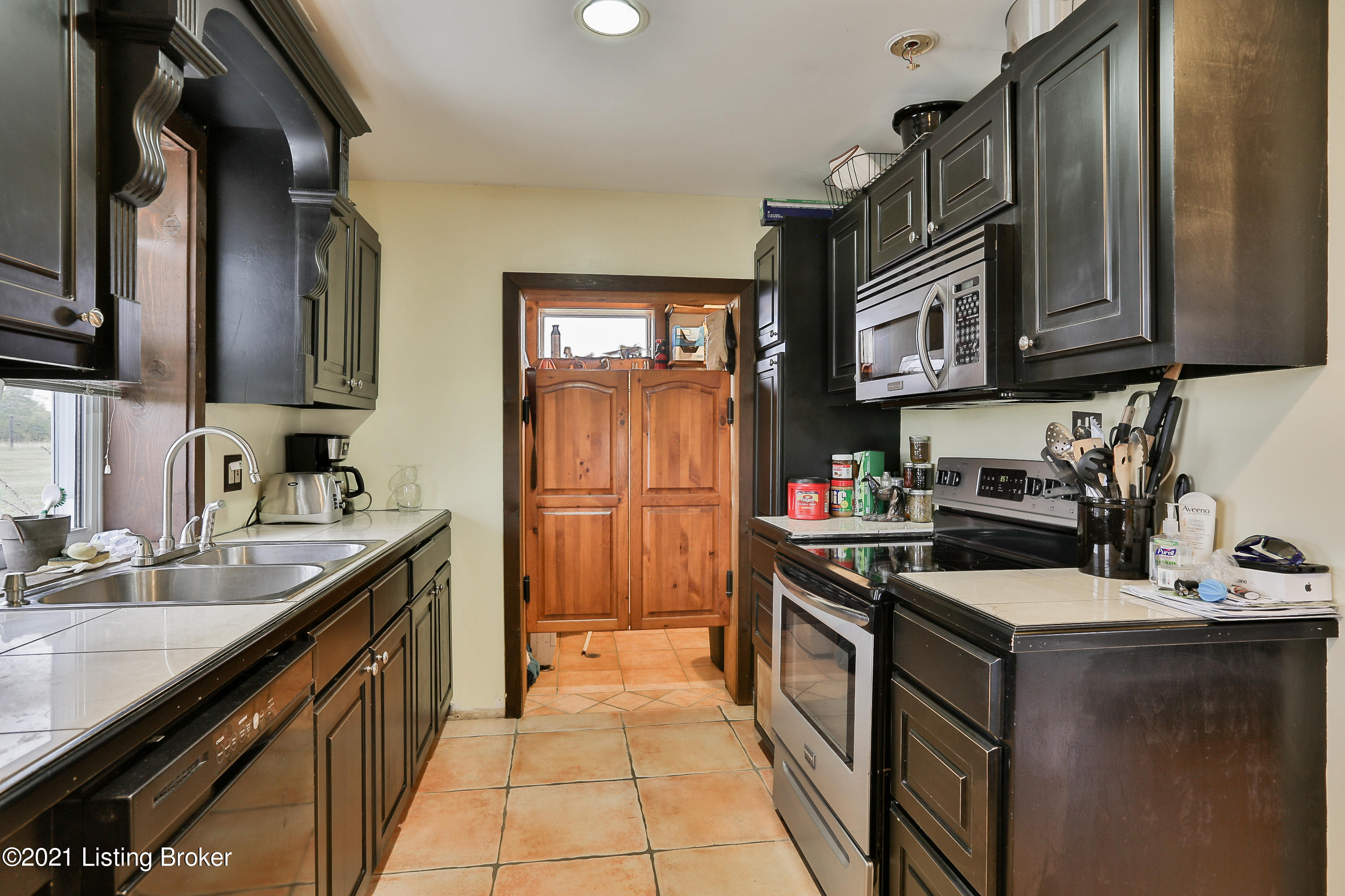 14845 Mt Eden Road Mount Eden, KY 40046 - Photo 7 of 23 CT6C8842
