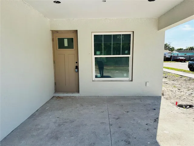 $589,000 | 3837 44th Avenue North, St. Petersburg, FL 33714