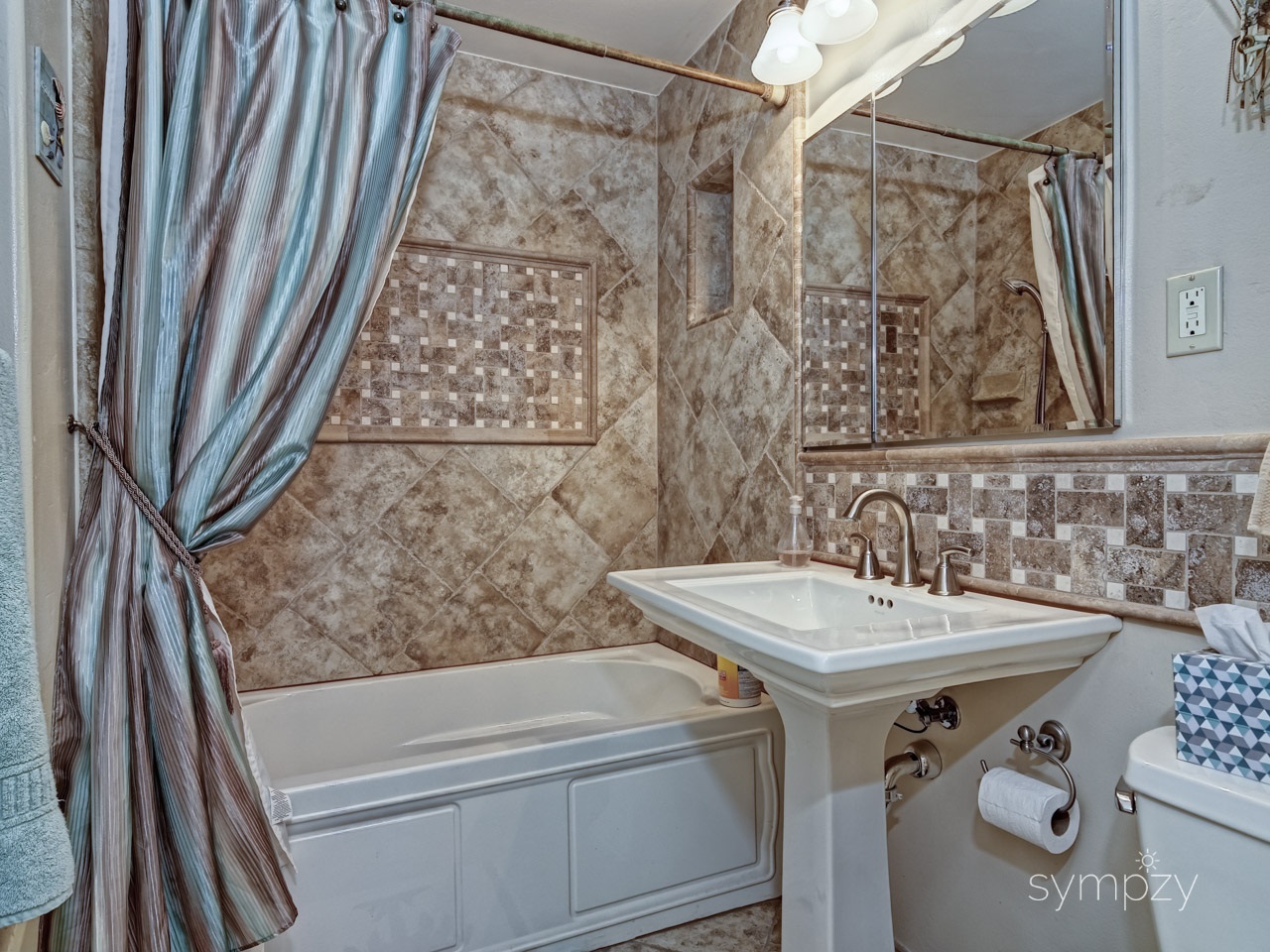 351 Aldwych Road El Cajon, CA 92020 - Photo 19 of 25 Gallery Image 19