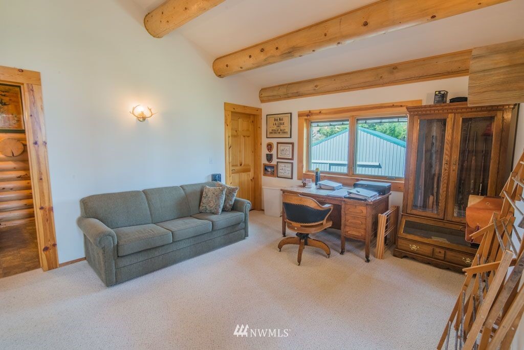 2960 Upper Peoh Point Road Cle Elum, WA 98922 - Photo 15 of 24 Gallery Image 15