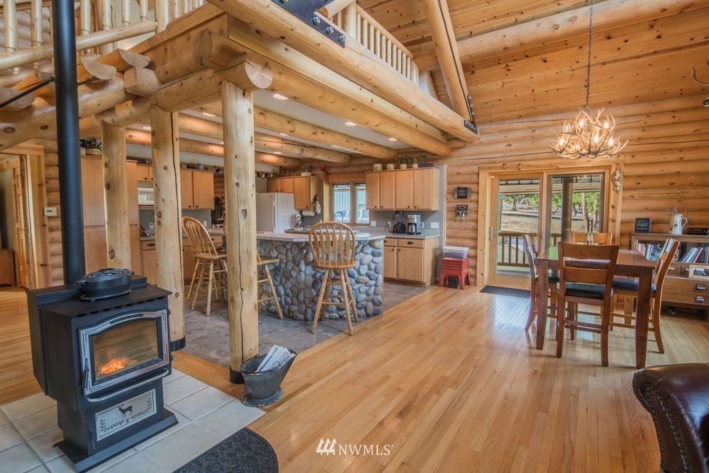 2960 Upper Peoh Point Road Cle Elum, WA 98922 - Photo 7 of 24 Gallery Image 7