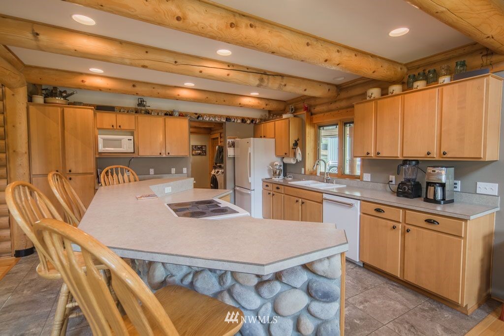 2960 Upper Peoh Point Road Cle Elum, WA 98922 - Photo 8 of 24 Gallery Image 8