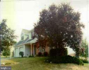 11 Diane Avenue Lititz, PA 17543 - Photo 1 of 1