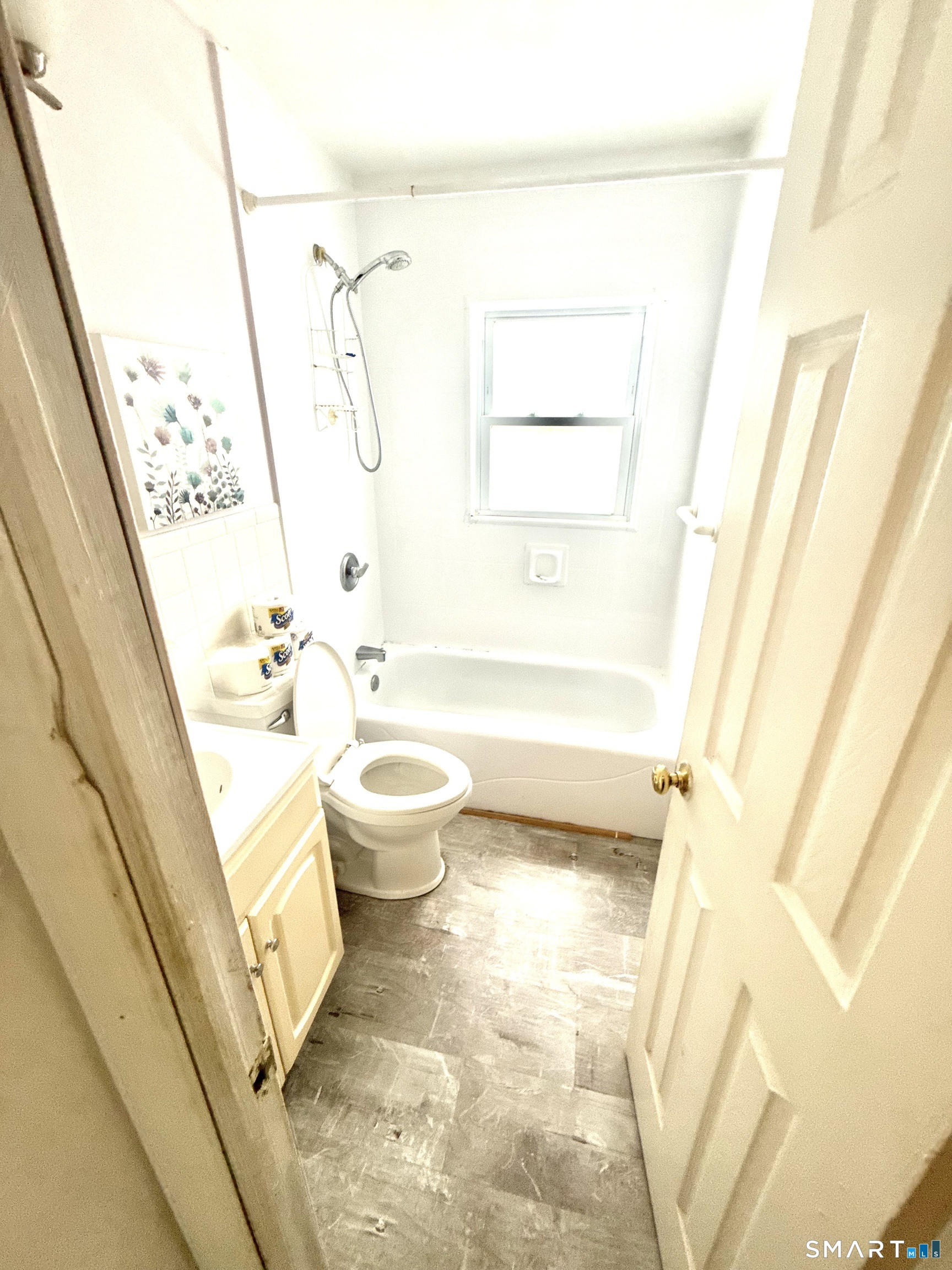 3 Charters Road Ansonia, CT 06401 - Photo 6 of 15