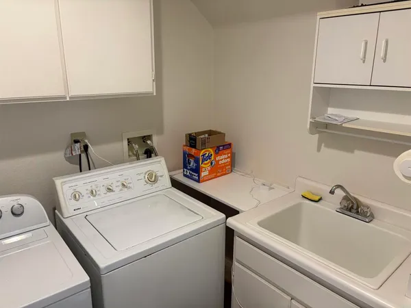 $4,950 | 6033 Patmos Way, Oceanside, CA 92056