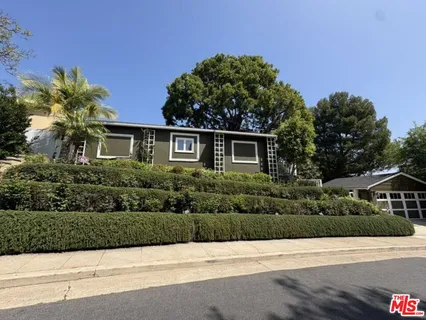 $3,300,000 | 11164 Ophir Drive, Los Angeles, CA 90024