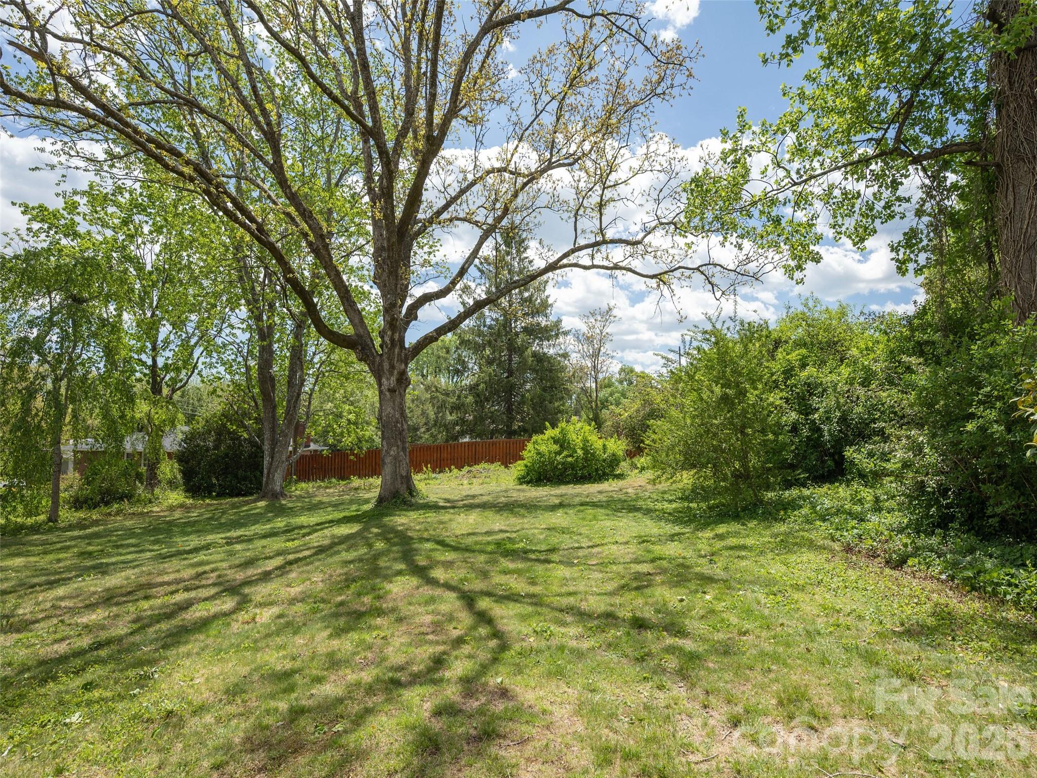 508 Higate Road Hendersonville, NC 28791 - Photo 22 of 24 Gallery Image 22