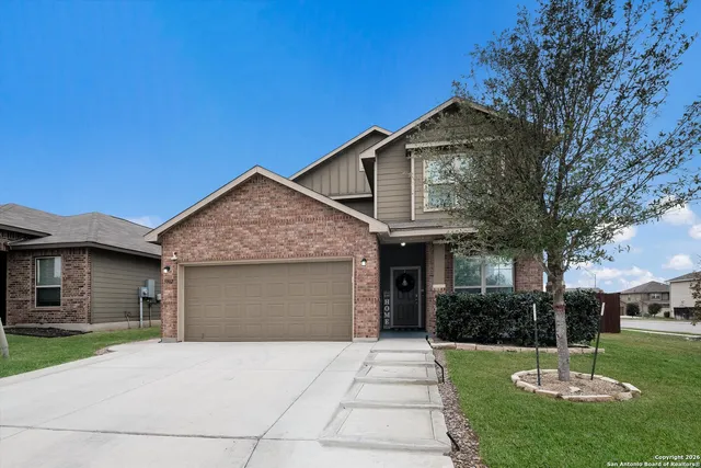 $2,400 | 5802 Acacia Farm, San Antonio, TX 78244