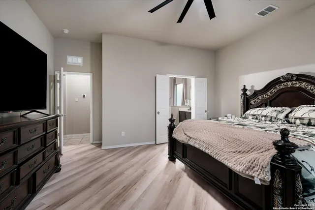 $2,400 | 5802 Acacia Farm, San Antonio, TX 78244