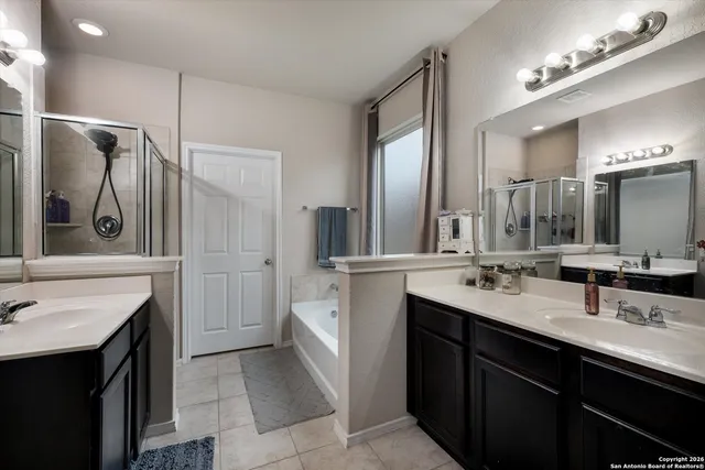 $2,400 | 5802 Acacia Farm, San Antonio, TX 78244