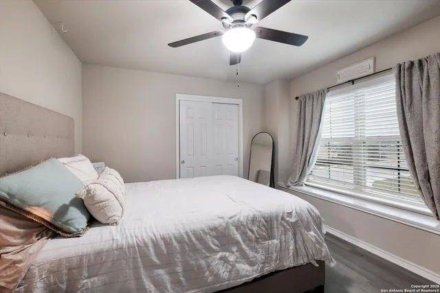 $2,400 | 5802 Acacia Farm, San Antonio, TX 78244