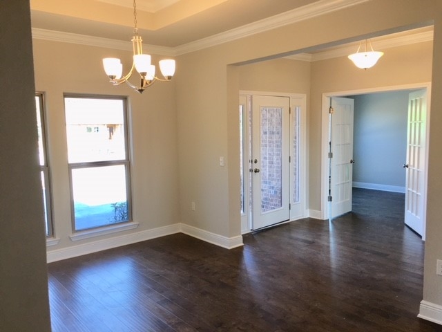 655 Gyaws Avenue Gulf Shores, AL 36542 - Photo 10 of 13 Dining Room