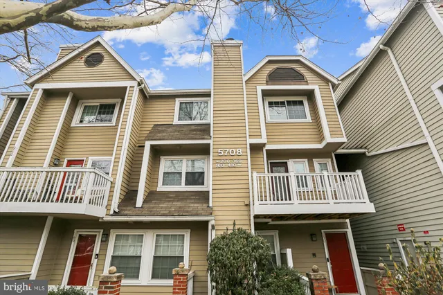 $2,800 | 5708 Chapman Mill Drive, Unit 210, Rockville, MD 20852