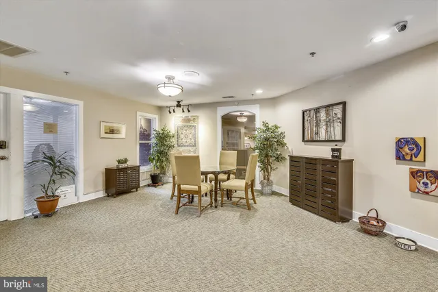 $2,800 | 5708 Chapman Mill Drive, Unit 210, Rockville, MD 20852