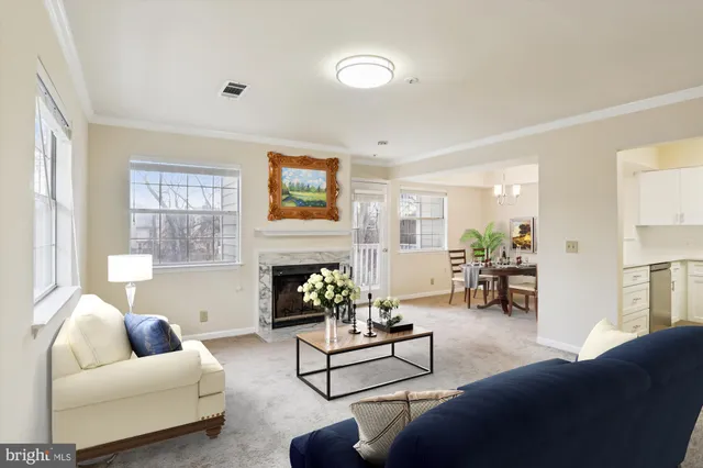 $2,800 | 5708 Chapman Mill Drive, Unit 210, Rockville, MD 20852