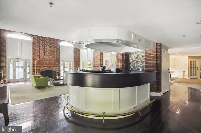 $2,800 | 5708 Chapman Mill Drive, Unit 210, Rockville, MD 20852