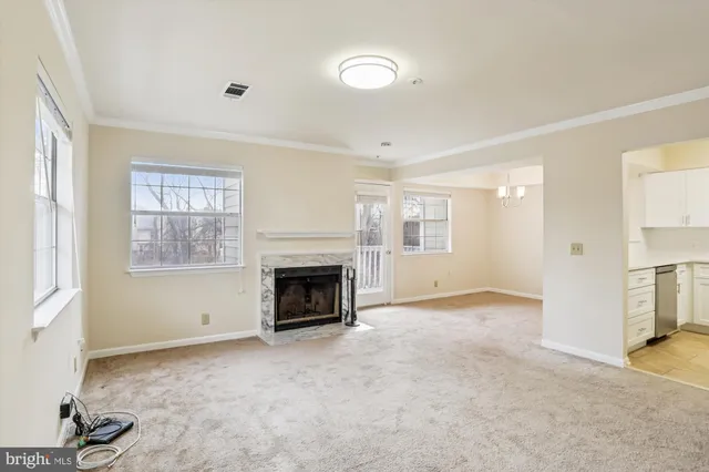 $2,800 | 5708 Chapman Mill Drive, Unit 210, Rockville, MD 20852