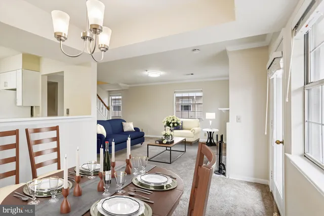 $2,800 | 5708 Chapman Mill Drive, Unit 210, Rockville, MD 20852