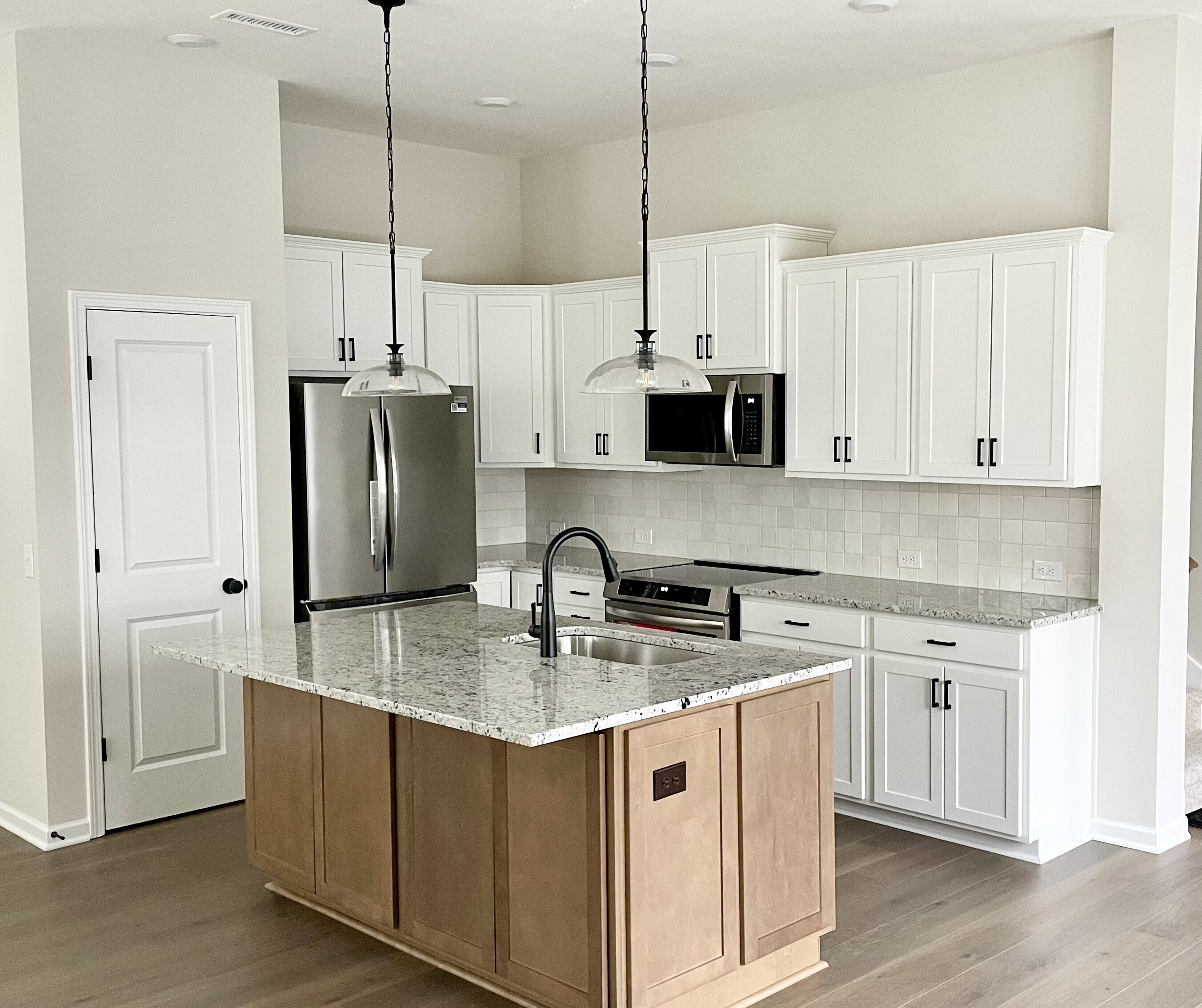 520 Steinbeck Place Carmel, IN 46032 - Photo 6 of 19