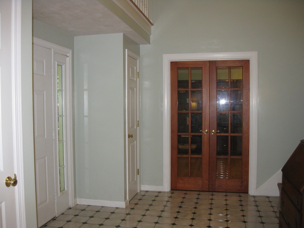 8 Abbey Road Walpole, MA 02071 - Photo 5 of 30 a view of a door