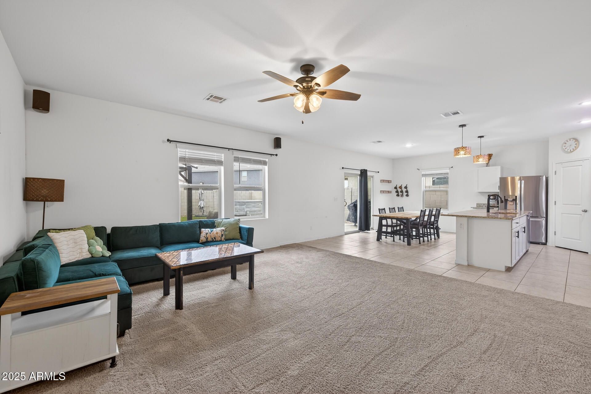 6126 East Athena Road Florence, AZ 85132 - Photo 11 of 39 12)FAMILY ROOM