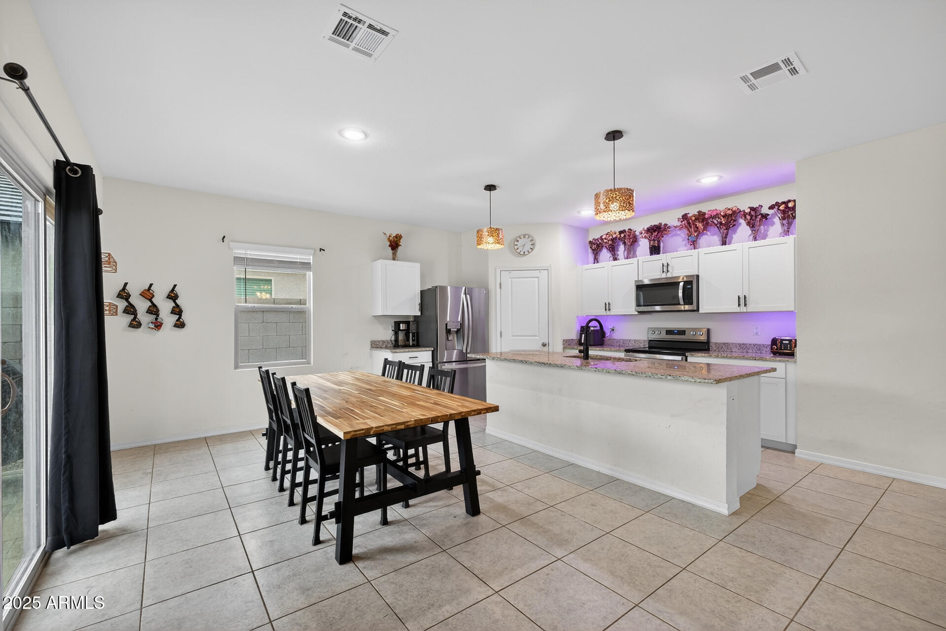 6126 East Athena Road Florence, AZ 85132 - Photo 6 of 39 7)KITCHEN