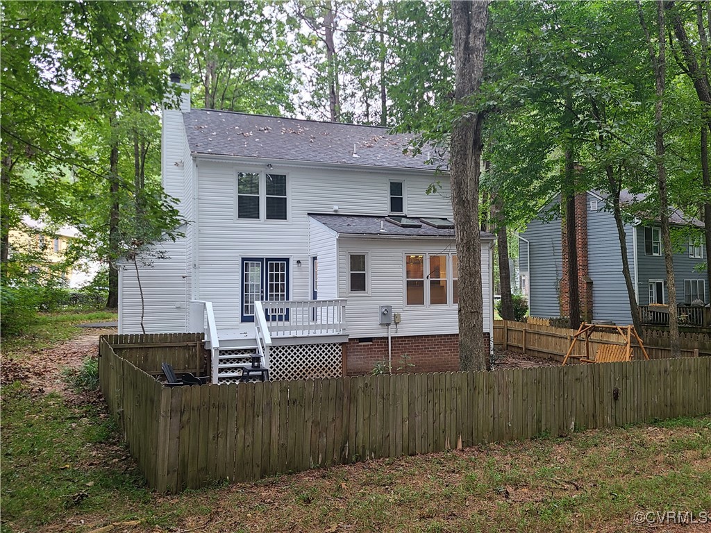 5800 Mill Spring Lane Midlothian, VA 23112 - Photo 26 of 29 front view of house with a yard