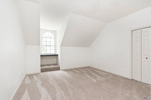 $3,400 | 1959 Fairview Avenue, Port Allen, LA 70767