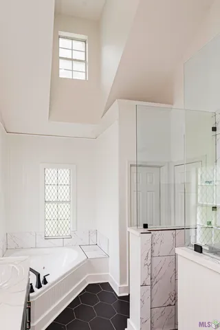 $3,400 | 1959 Fairview Avenue, Port Allen, LA 70767