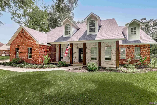 $3,400 | 1959 Fairview Avenue, Port Allen, LA 70767