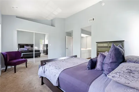 $659,000 | 7109 Farralone Avenue, Unit 117, Canoga Park, CA 91303