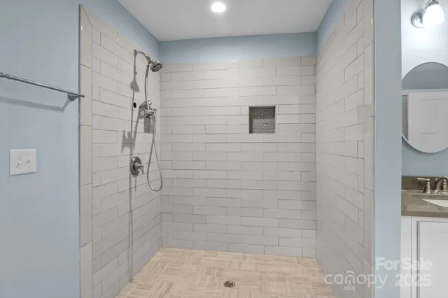 $450,000 | 996 Cornelius Road, Mooresville, NC 28117