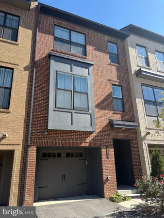 $5,200 | 5509 Valmarana Way, Alexandria, VA 22312