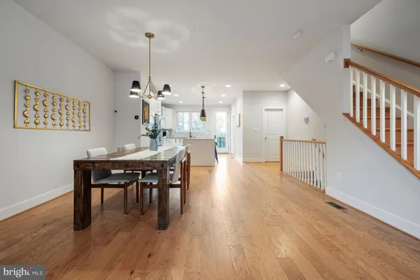 $5,200 | 5509 Valmarana Way, Alexandria, VA 22312