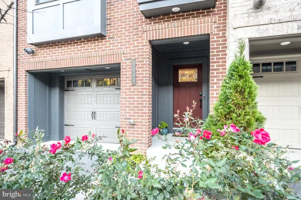 $5,200 | 5509 Valmarana Way, Alexandria, VA 22312