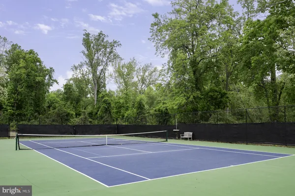 $5,200 | 5509 Valmarana Way, Alexandria, VA 22312