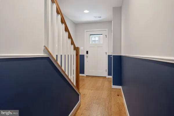 $5,200 | 5509 Valmarana Way, Alexandria, VA 22312