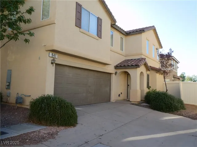 $1,850 | 941 Medina De Leon Avenue, Henderson, NV 89015