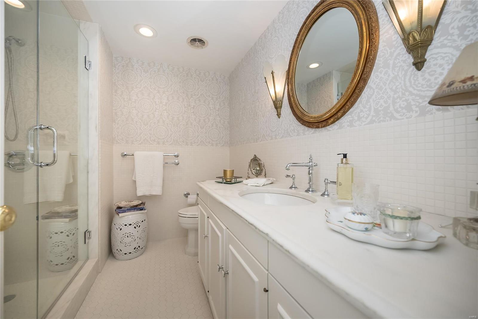 710 South Hanley Road, Unit 18B Clayton, MO 63105 - Photo 26 of 27