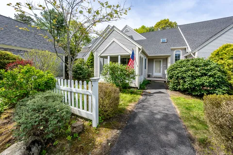 $629,000 | 32 Red Cedar Road, Unit 32, Mashpee, MA 02649