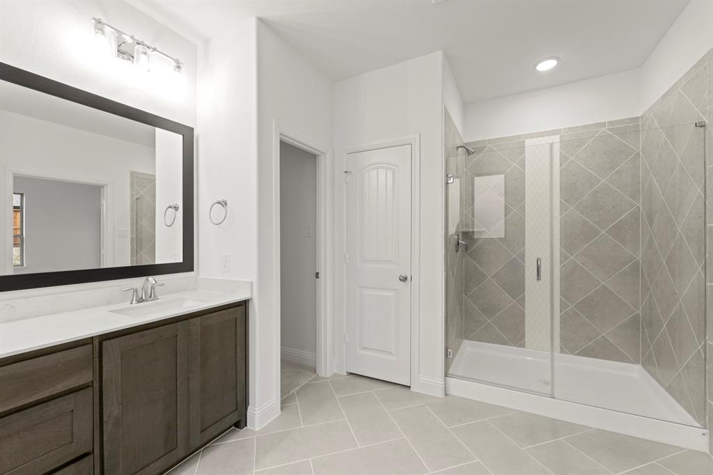 1443 Canadian Lane Van Alstyne, TX 75495 - Photo 14 of 27 16. 1443 Canadian - Bath (3)