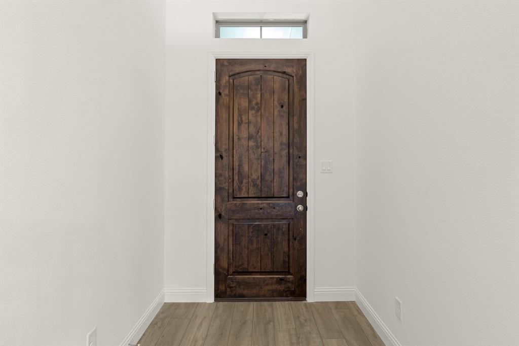 1443 Canadian Lane Van Alstyne, TX 75495 - Photo 3 of 27 03. 1443 Canadian - Entry