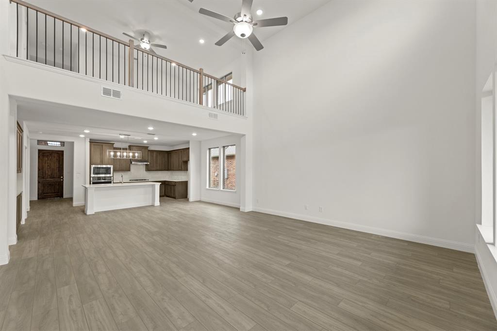 1443 Canadian Lane Van Alstyne, TX 75495 - Photo 10 of 27 12. 1443 Canadian - Family (2)