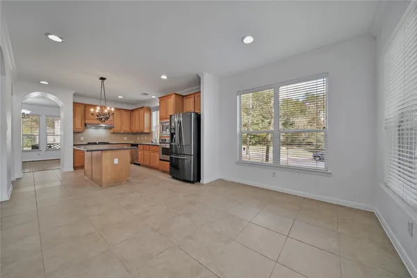 $3,950 | 78 West Shale Creek Circle, The Woodlands, TX 77382