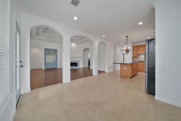 $3,950 | 78 West Shale Creek Circle, The Woodlands, TX 77382