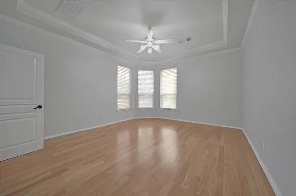 $3,950 | 78 West Shale Creek Circle, The Woodlands, TX 77382