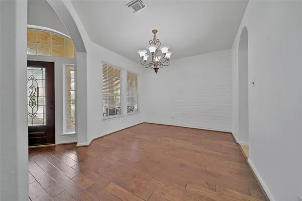 $3,950 | 78 West Shale Creek Circle, The Woodlands, TX 77382