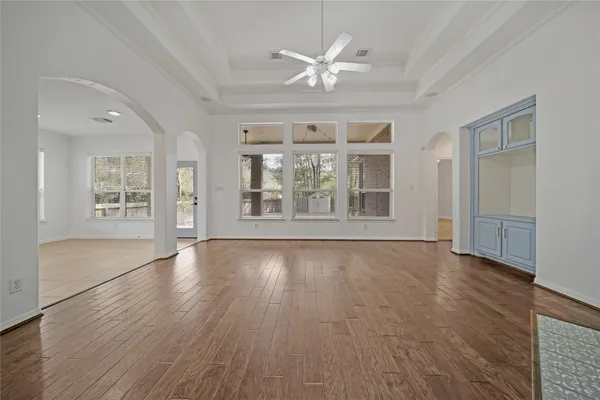 $3,950 | 78 West Shale Creek Circle, The Woodlands, TX 77382