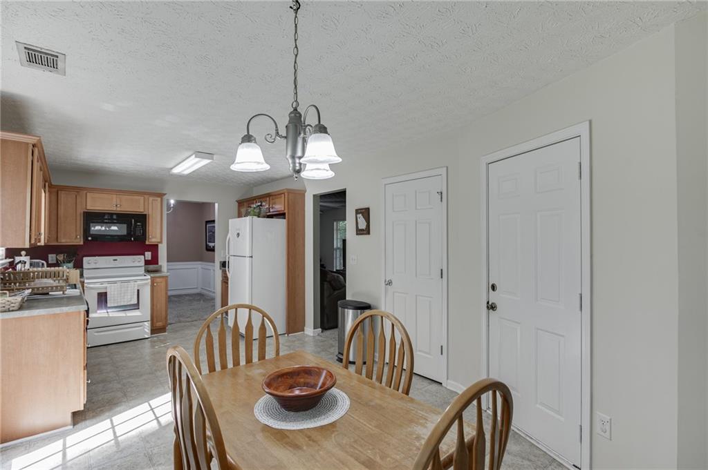1534 Cardinal Lane Winder, GA 30680 - Photo 19 of 43