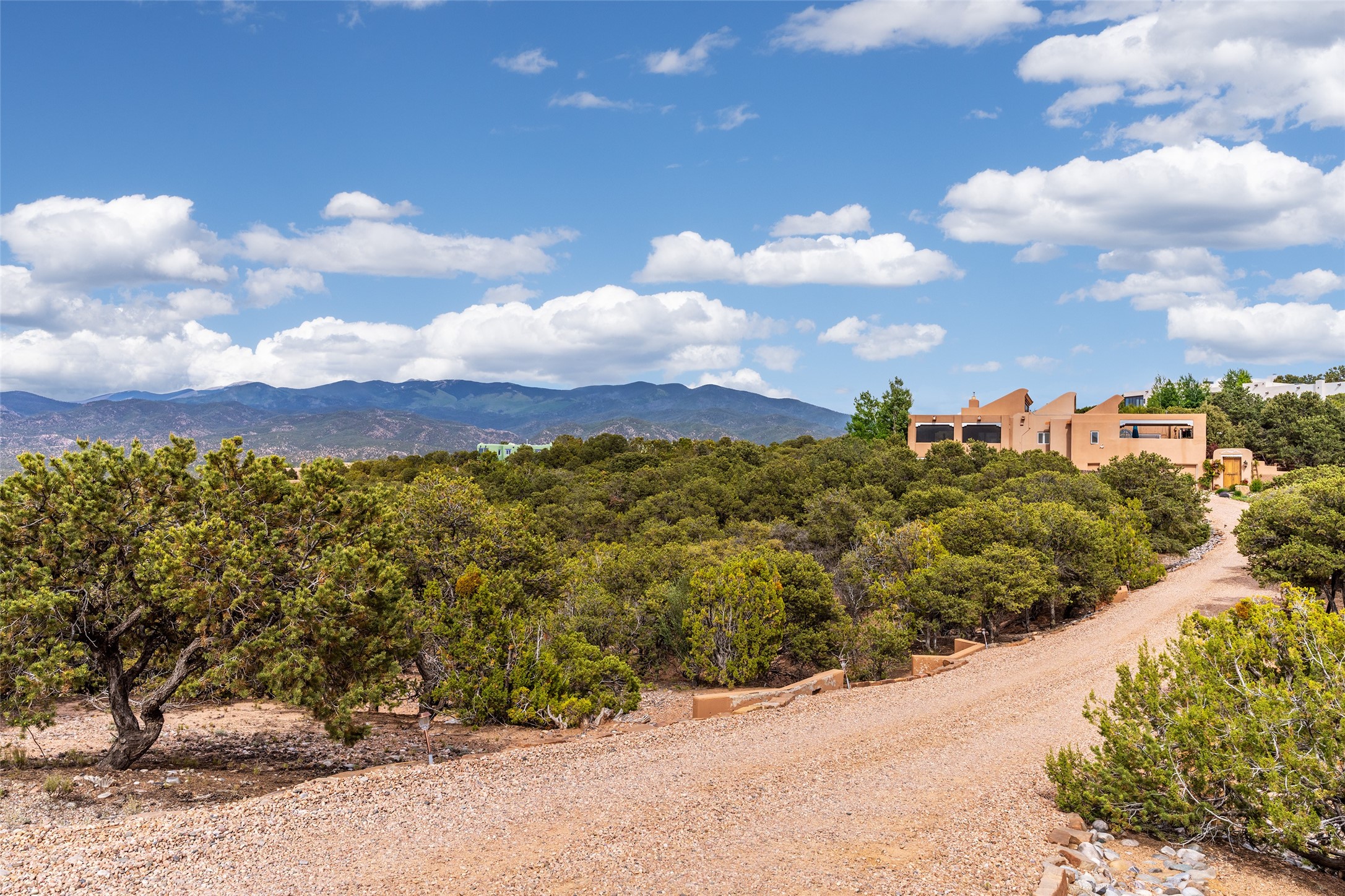 8 San Juan Ranch Road Santa Fe, NM 87506 - Photo 3 of 65